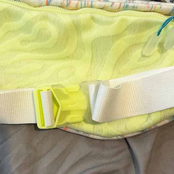Nike fanny pack 2 available - Picture 3 of 4